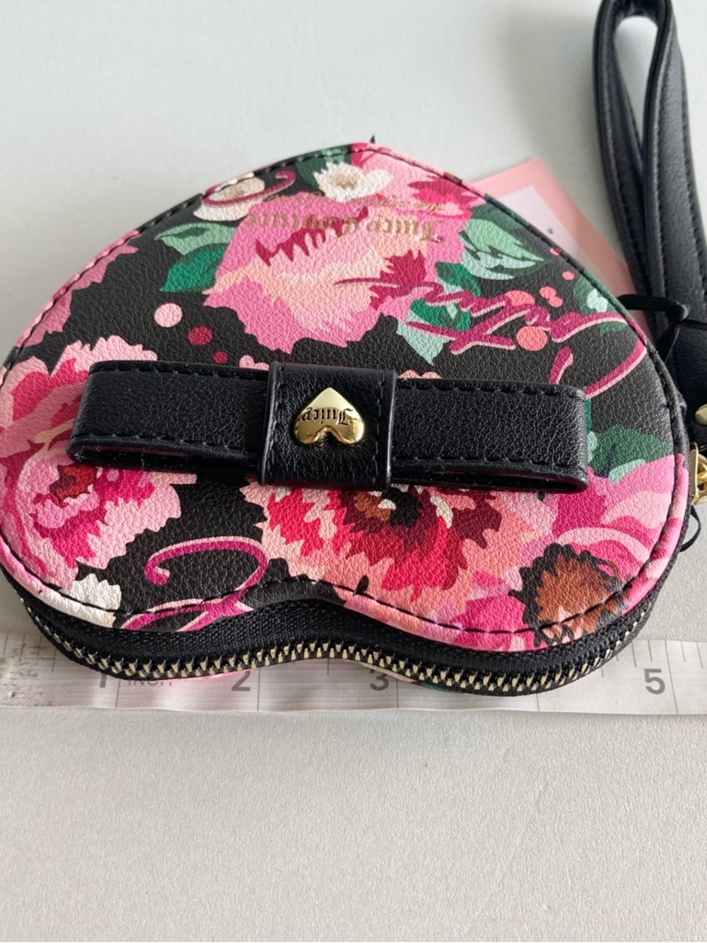 Juicy Couture Pink Floral Heart Wristlet with Black Bow - Picture 7 of 8